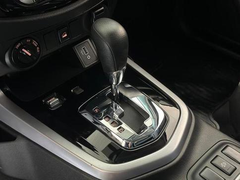 NISSAN FRONTIER ATK X4