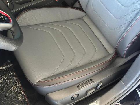 VOLKSWAGEN JETTA GLI AG