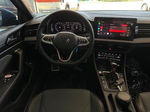 VOLKSWAGEN JETTA GLI AG