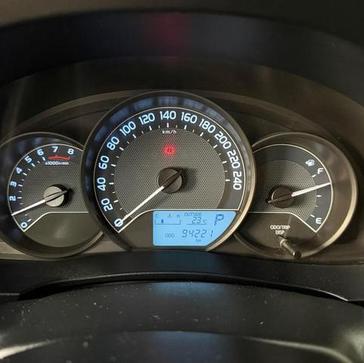 TOYOTA COROLLA GLI18 CVT