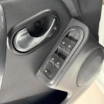 RENAULT DUSTER 20 D 4X2A