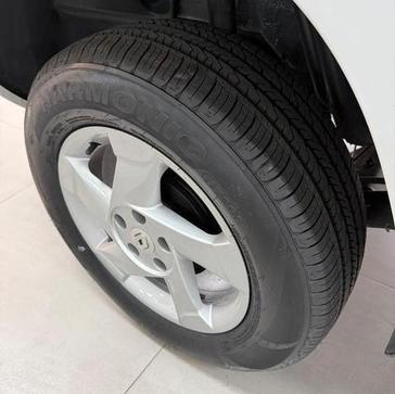 RENAULT DUSTER 20 D 4X2A