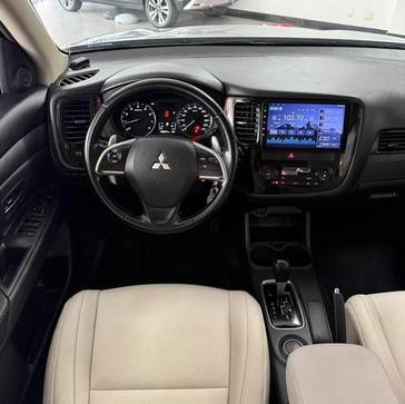 MITSUBISHI MMC OUTLANDER 2.0