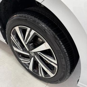 VOLKSWAGEN VIRTUS HL AC