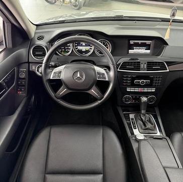 MERCEDES-BENZ C180CGI TOURING