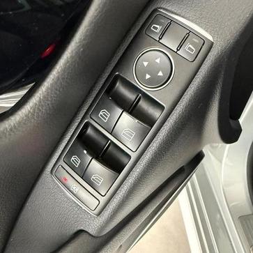 MERCEDES-BENZ C180CGI TOURING