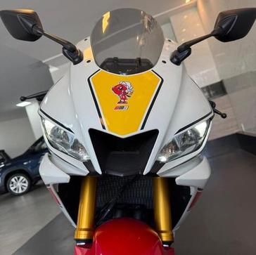 YAMAHA YZF R3 WGP 60TH