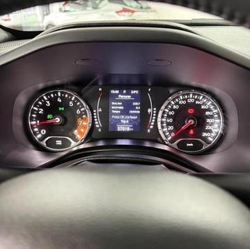 JEEP RENEGADE LNGTD AT