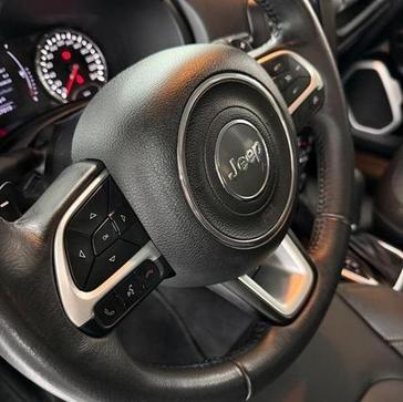 JEEP RENEGADE LNGTD AT