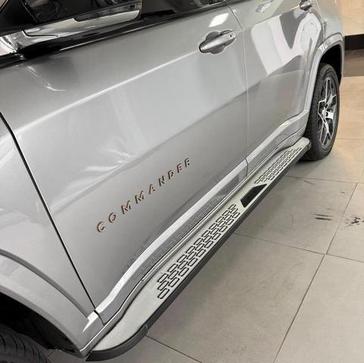 JEEP COMMANDER OVR TD380