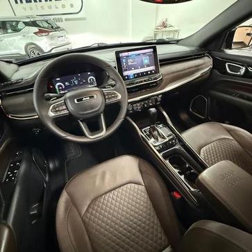 JEEP COMMANDER OVR TD380