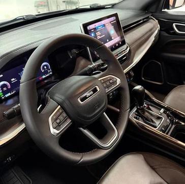 JEEP COMMANDER OVR TD380