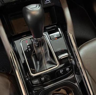 JEEP COMMANDER OVR TD380