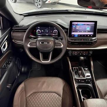 JEEP COMMANDER OVR TD380