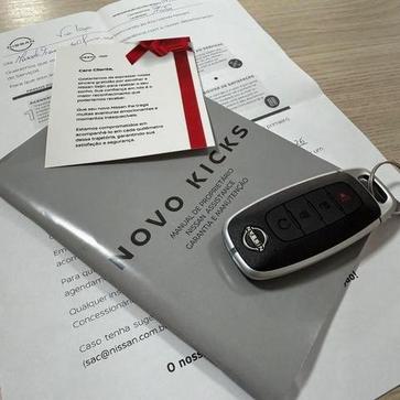 NISSAN Kicks  exclusive 1.0 turbo automatico