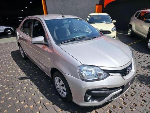 TOYOTA ETIOS SD XS 15 MT