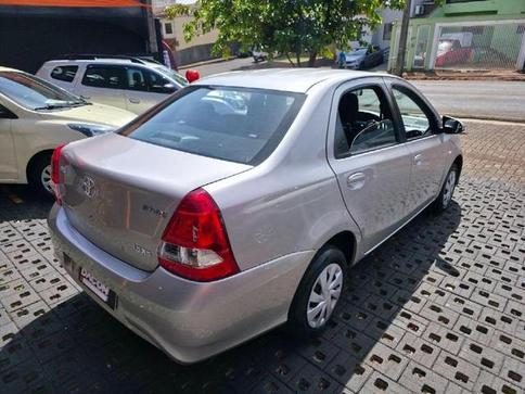 TOYOTA ETIOS SD XS 15 MT