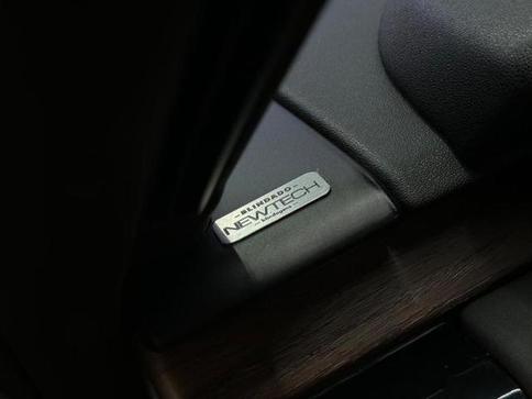 LAND ROVER LR DISCOVERY TD6 HSE 7