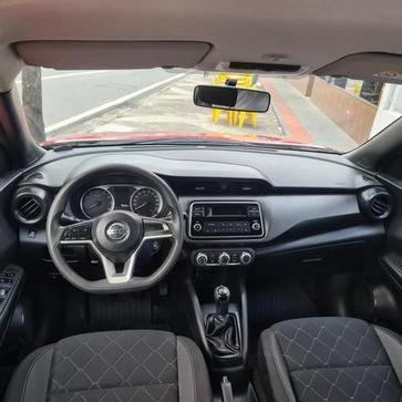 NISSAN KICKS S MT