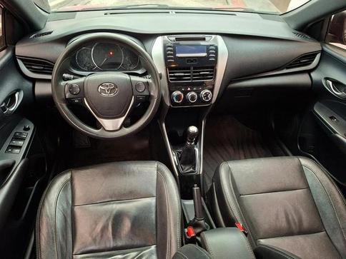 TOYOTA YARIS HB XL 13 MT