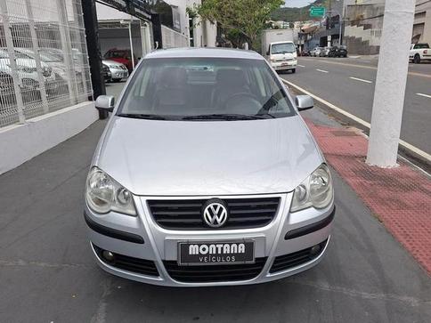 VOLKSWAGEN POLO SEDAN 1.6