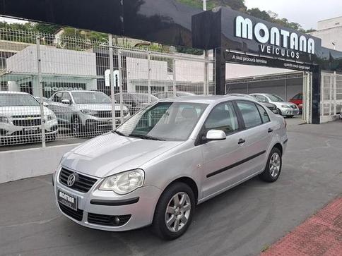 VOLKSWAGEN POLO SEDAN 1.6