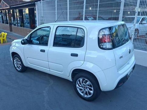 FIAT UNO ATTRACTIVE 1.0