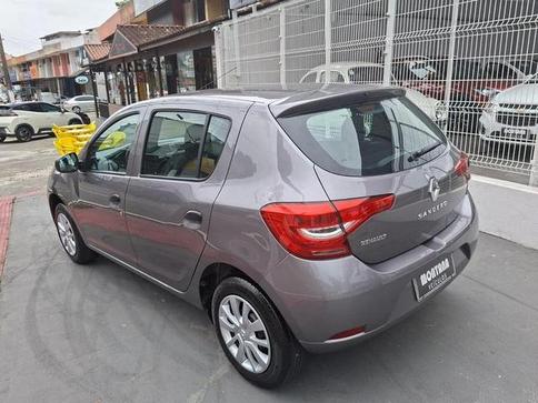 RENAULT SANDERO LIFE10MT