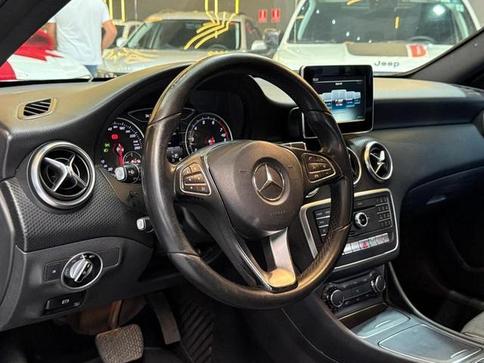 MERCEDES-BENZ A200FF