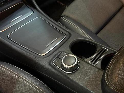 MERCEDES-BENZ A200FF