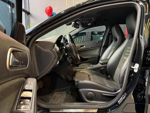 MERCEDES-BENZ A200FF