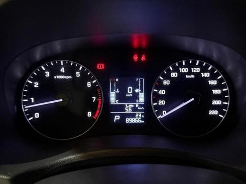 HYUNDAI CRETA 16A ATTITU