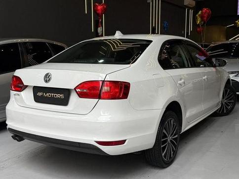 VOLKSWAGEN JETTA 2.0