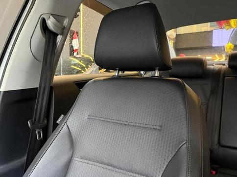 VOLKSWAGEN JETTA 2.0