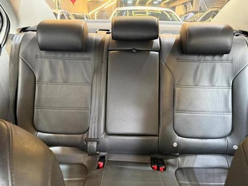 VOLKSWAGEN JETTA 2.0