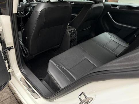 VOLKSWAGEN JETTA 2.0