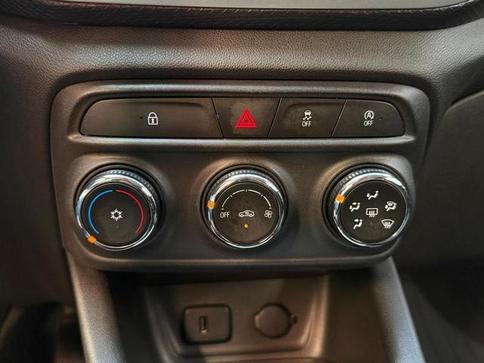 CHEVROLET TRACKER T A