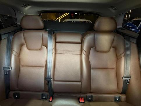 VOLVO XC60 2.0 T5 MOM