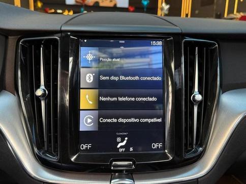 VOLVO XC60 2.0 T5 MOM