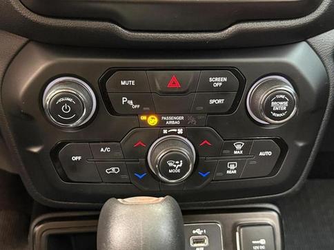 JEEP RENEGADE LIMITED AT