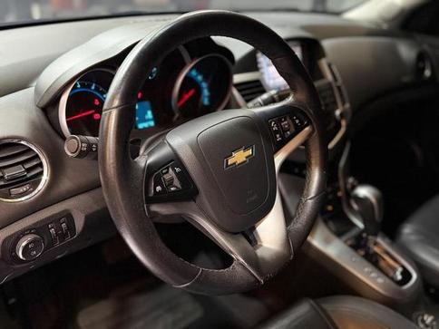 CHEVROLET CRUZE LT HB