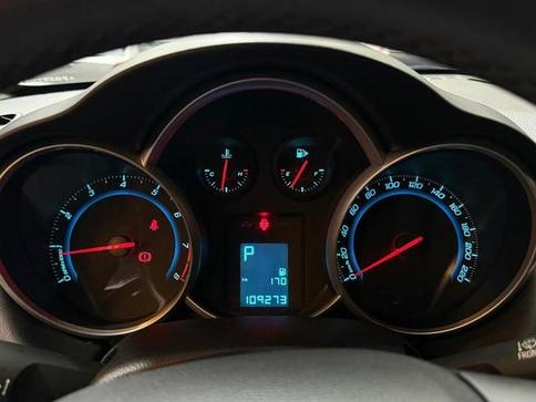 CHEVROLET CRUZE LT HB