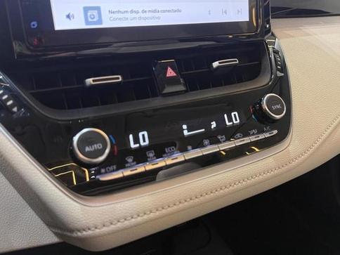 TOYOTA COROLLA APREMIUMH