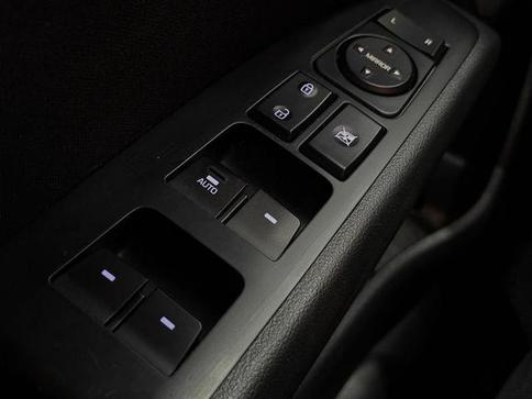 HYUNDAI ELANTRA 2.0 AUT