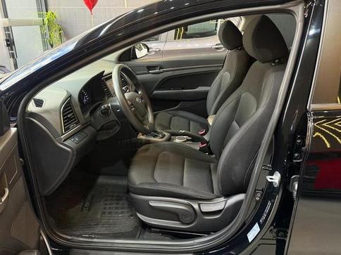 HYUNDAI ELANTRA 2.0 AUT