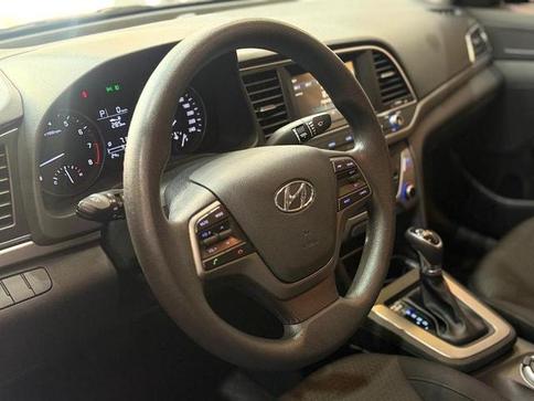 HYUNDAI ELANTRA 2.0 AUT