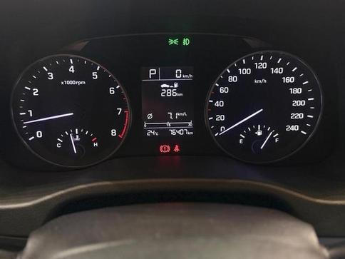 HYUNDAI ELANTRA 2.0 AUT