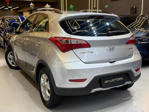 HYUNDAI HB20X PREMIUM 1.6 FLEX 16V AUT. 4P