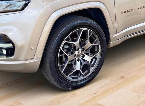 JEEP COMMANDER OVR TD380