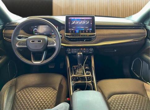 JEEP COMMANDER OVR TD380